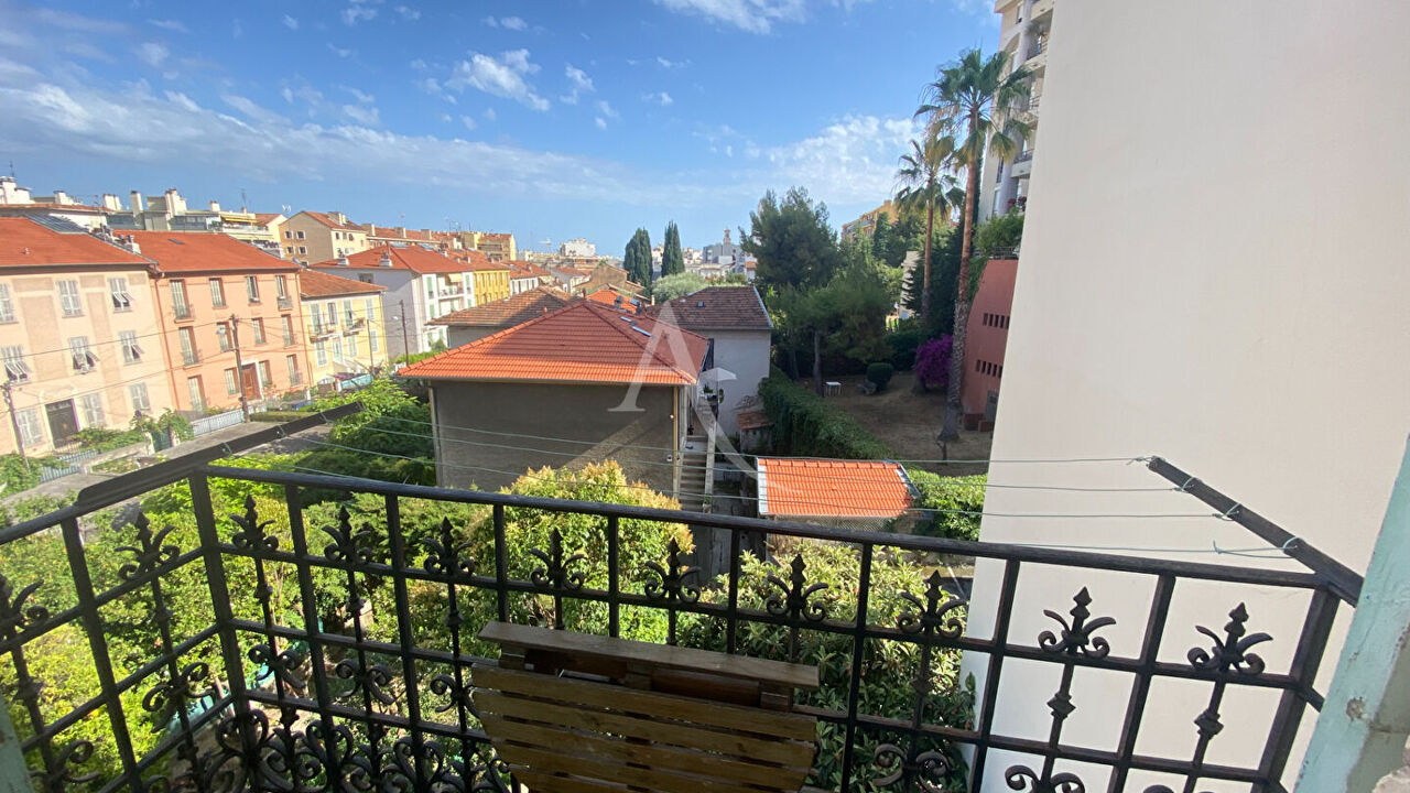 appartement 3 pièces 49 m2 à louer à Nice (06000)