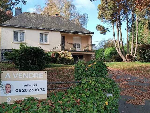 REGUINY - Maison sur sous-sol 2 chambres grand terrain. — photo du bien