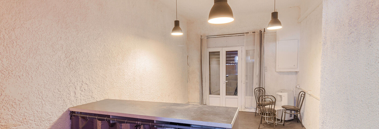 Commerce  25 m² à vendre à Marseille 11 (13011)