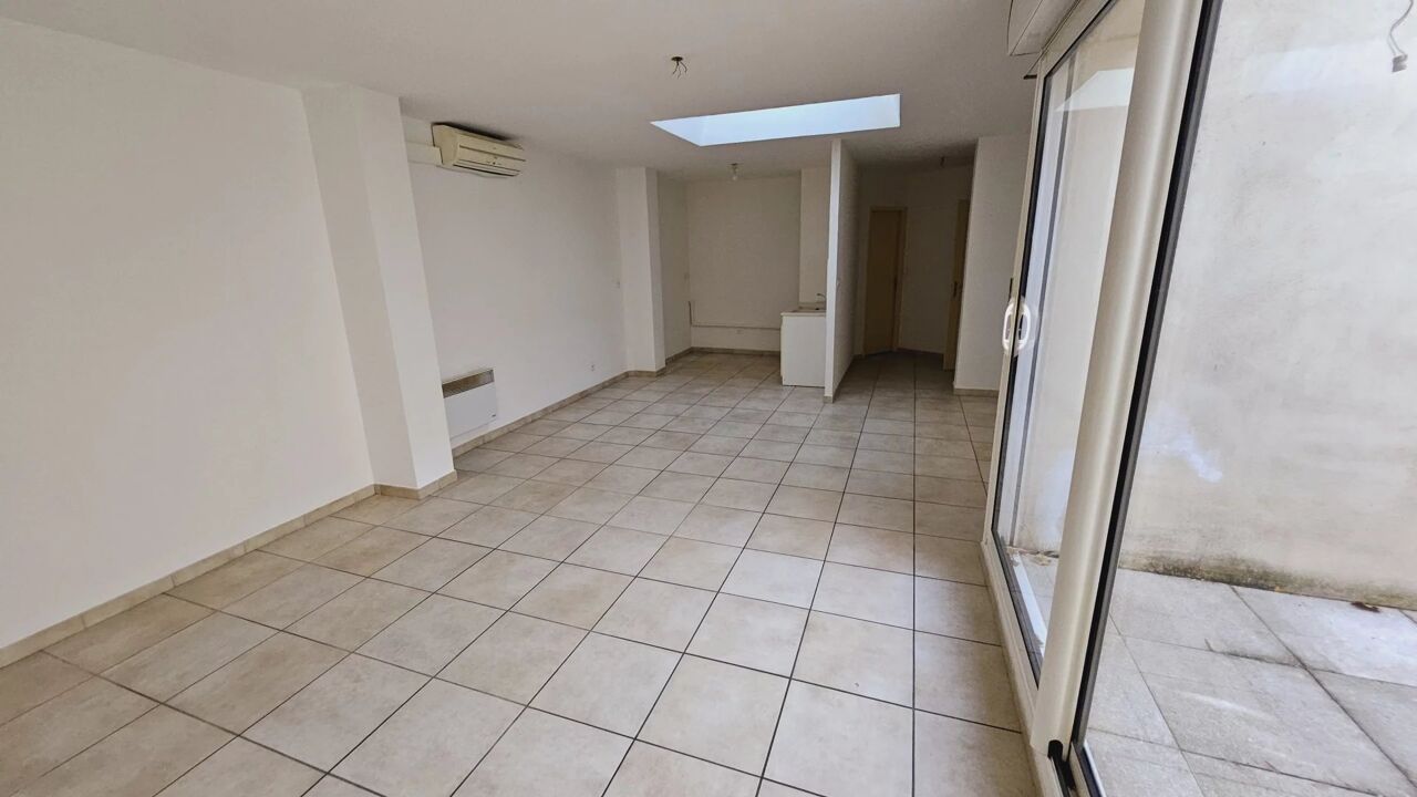 appartement 2 pièces 52 m2 à vendre à Nîmes (30000)