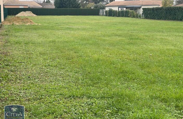 Vente terrain  900 m² Buxerolles (86180) — photo 2