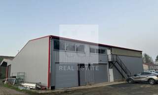 Commerce  170 m² à louer à Porte des Pierres Dorées (69400)