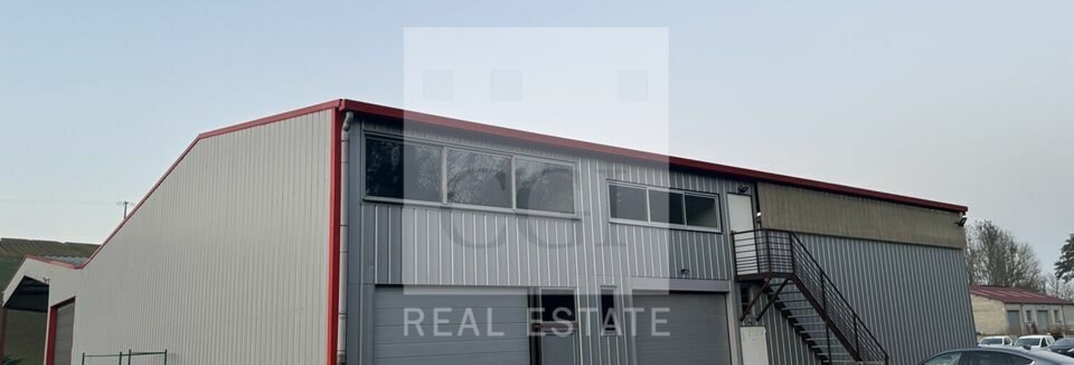 Commerce  170 m² à louer à Porte des Pierres Dorées (69400)