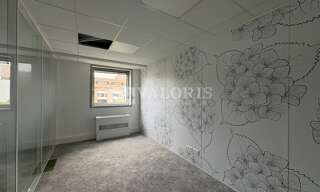 Bureau  340 m² à louer à Lyon 3 (69003)