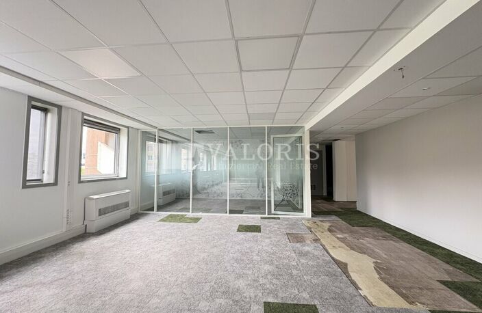 BUREAUX à LOUER — photo 4