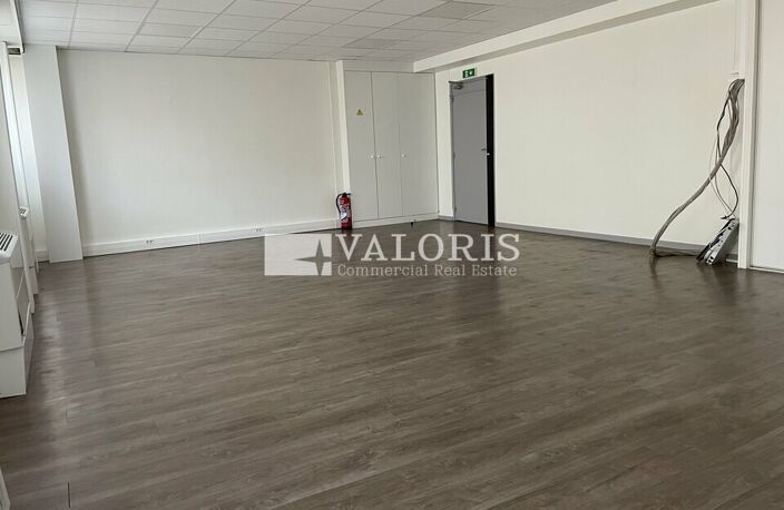BUREAUX à LOUER — photo 5