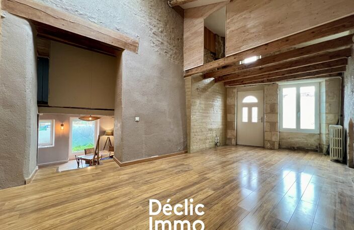 Maison de caractère en pierre  Un bien unique et atypique — photo 2