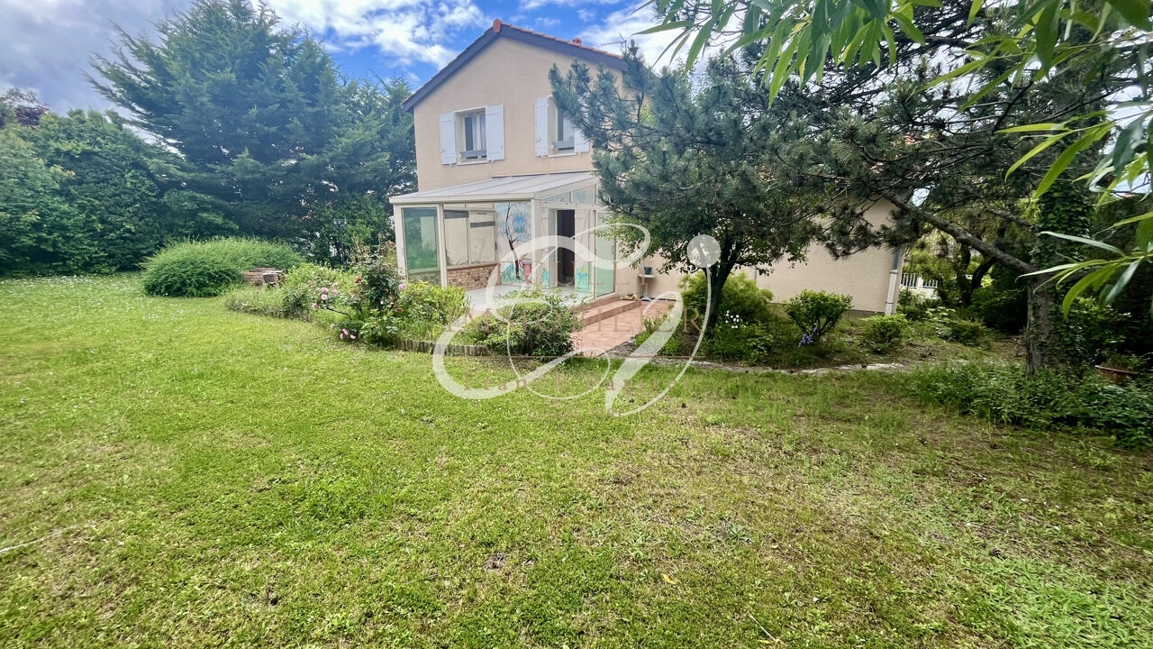 maison 6 pièces 134 m2 à vendre à Écully (69130)