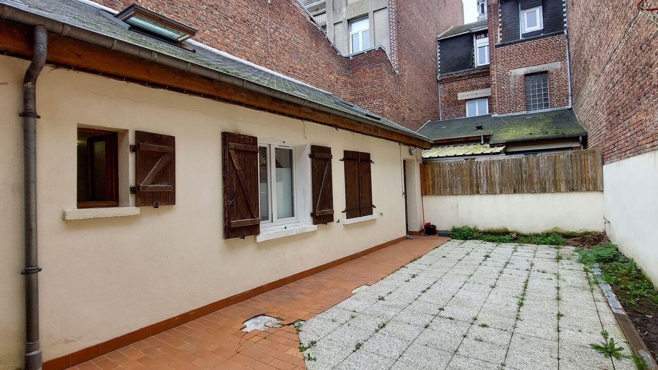 immeuble  pièces 196 m2 à vendre à Ham (80400)