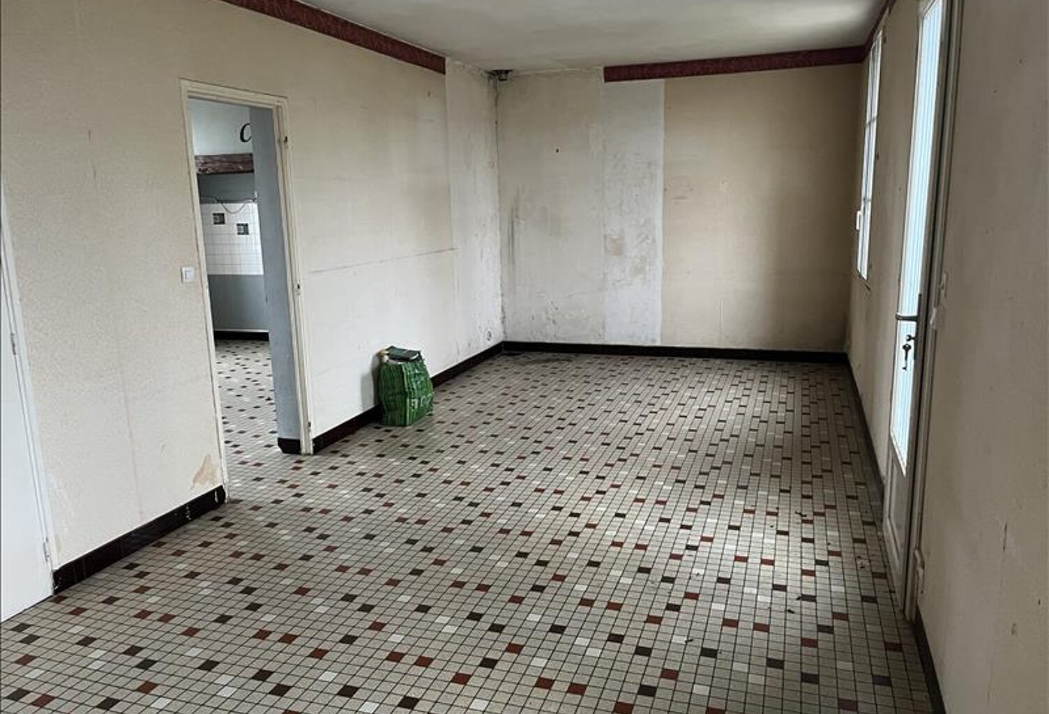 Maison de bourg de 4 pièces principales — photo 1