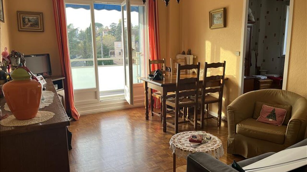 appartement 3 pièces 61 m2 à vendre à Décines-Charpieu (69150)