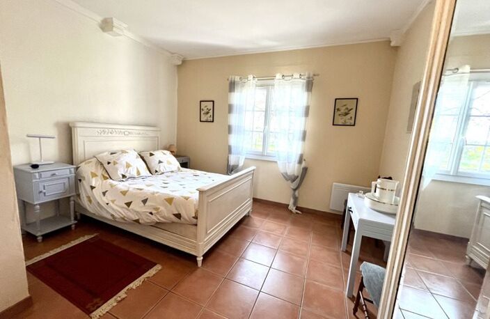 Maison en pierre de 7 pièces principales — photo 3