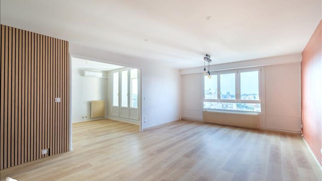 appartement 4 pièces 85 m2 à vendre à Bron (69500)