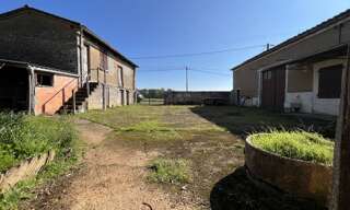 Maison 4 Pièces 45 m² à vendre à La Rochefoucauld-en-Angoumois (16110)