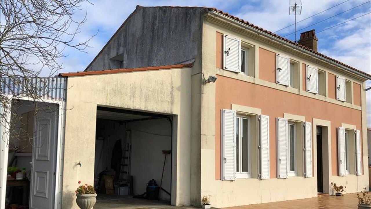 maison 5 pièces 109 m2 à vendre à Tonnay-Charente (17430)