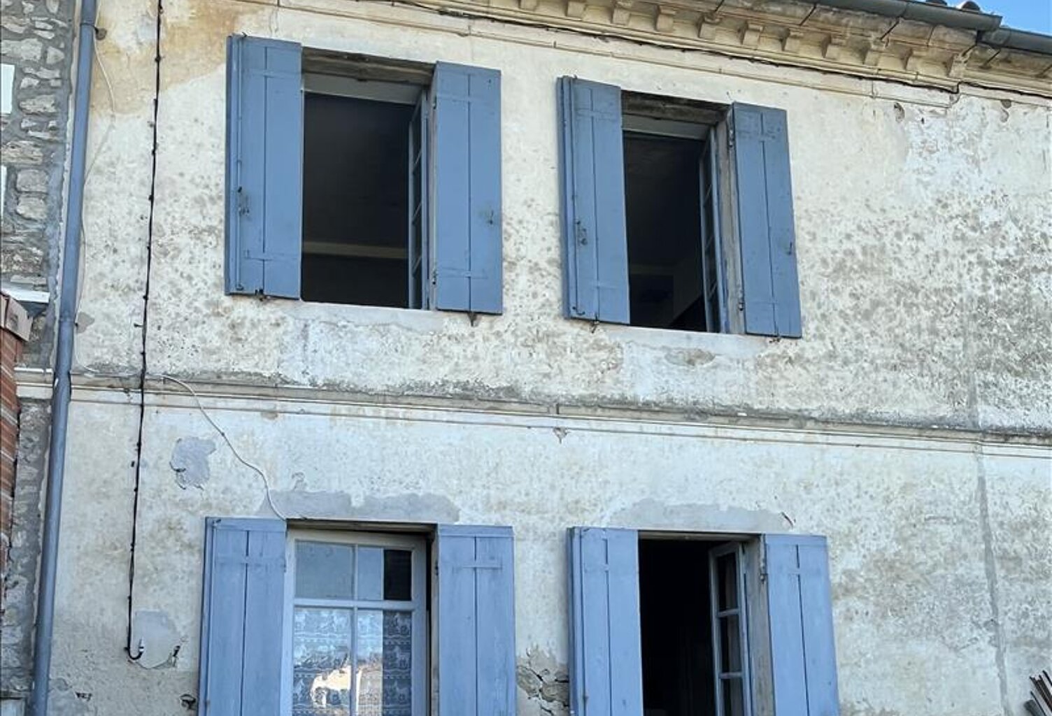 Vente maison 2 pièces 83 m² Eyrans (33390) — photo 1
