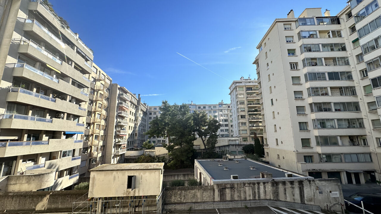 appartement 4 pièces 92 m2 à vendre à Marseille 8 (13008)