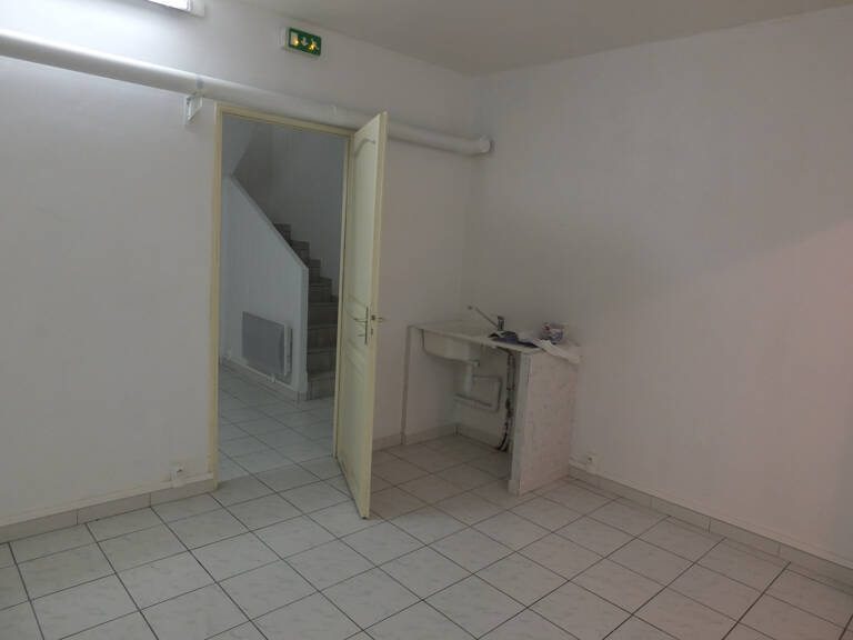 Bureaux avec un potentiel de transformation — photo 1
