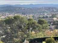 Secteur très prisé avec avec vue imprenable sur la cité — photo 2