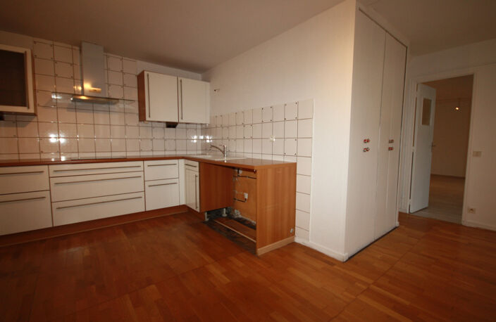 REIMS sectreur Camille Lenoir, appartement en duplex en dernier étage — photo 4