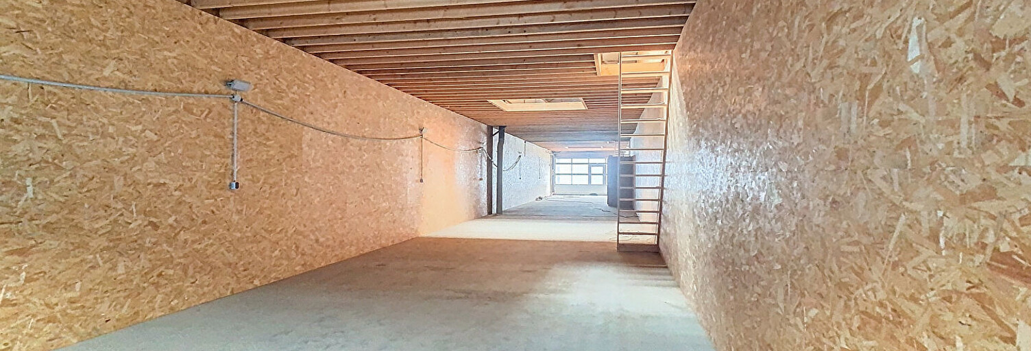 Commerce  170 m² à louer à Longvic (21600)