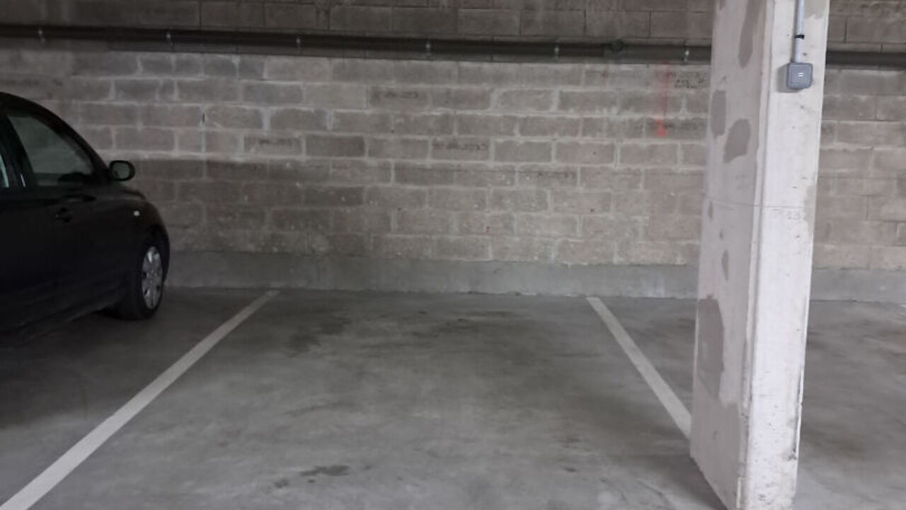 garage  pièces 13 m2 à louer à Évreux (27000)