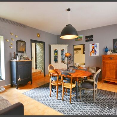 Immeuble  166000 €