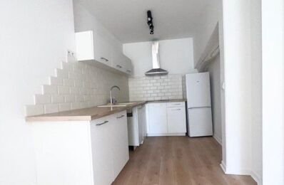 location appartement 730 € CC /mois à proximité de Roquevaire (13360)