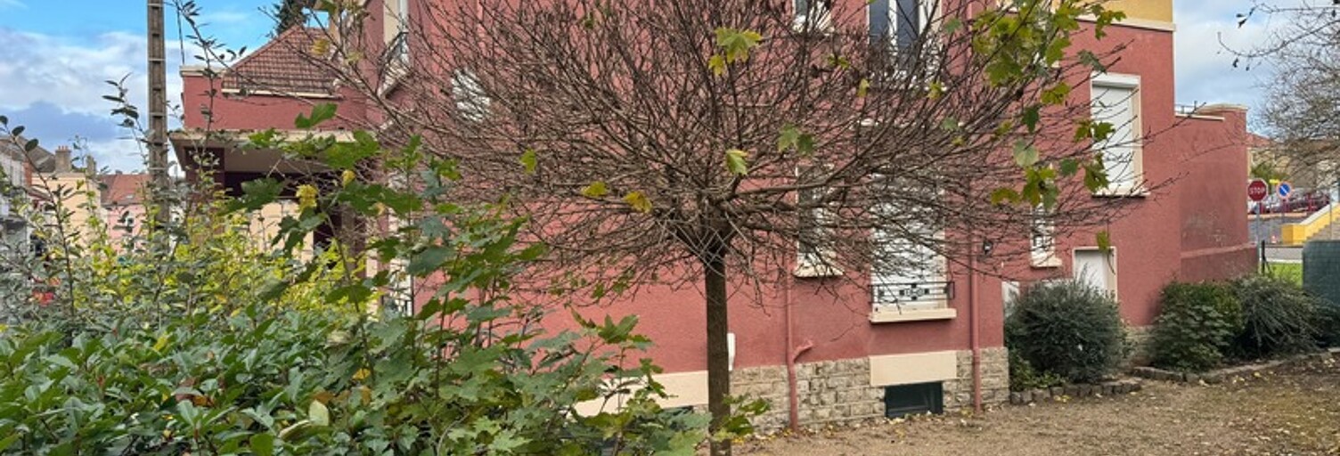 Immeuble  181 m² à vendre à Montceau-les-Mines (71300)