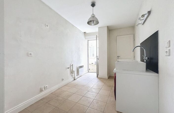 Appartement 3 pièces 77 m² À Vendre — photo 3