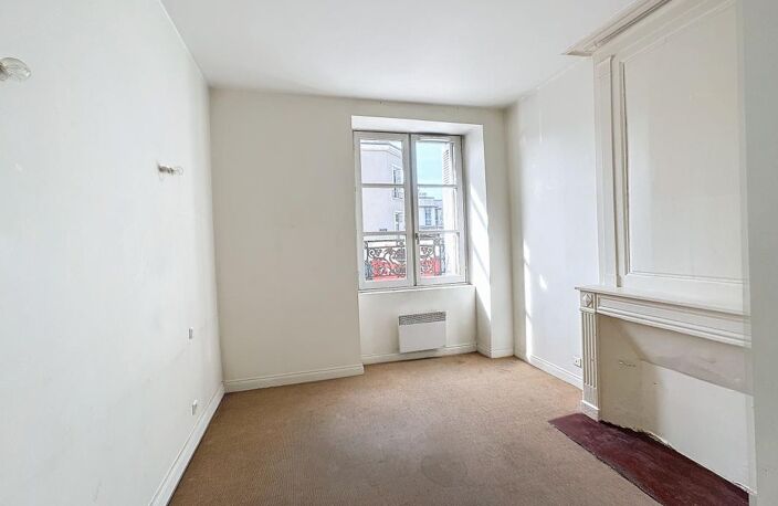 Appartement 3 pièces 77 m² À Vendre — photo 4