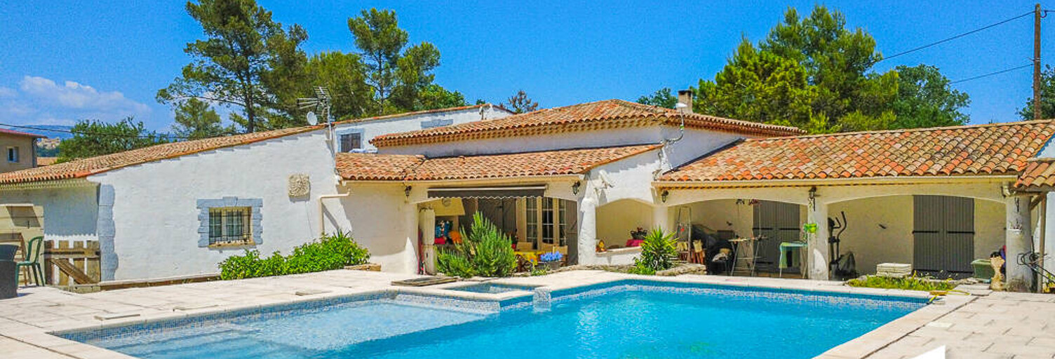 Maison 7 Pièces 200 m² à vendre à Tourrettes (83440)