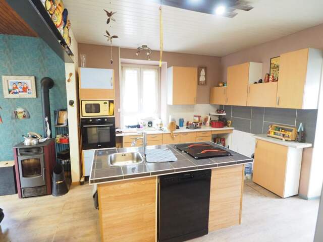 Giromagny - spacieuse maison avec appartement attenant loué — photo du bien