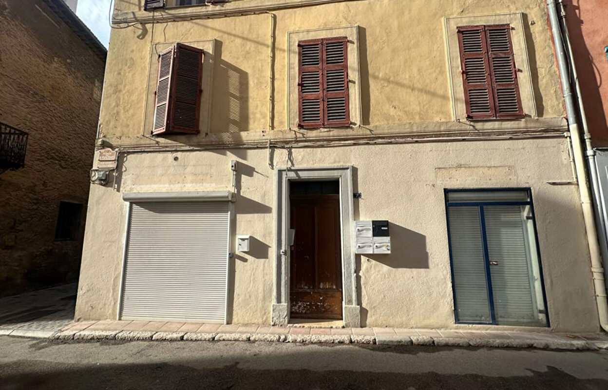 immeuble  pièces 125 m2 à vendre à Salernes (83690)