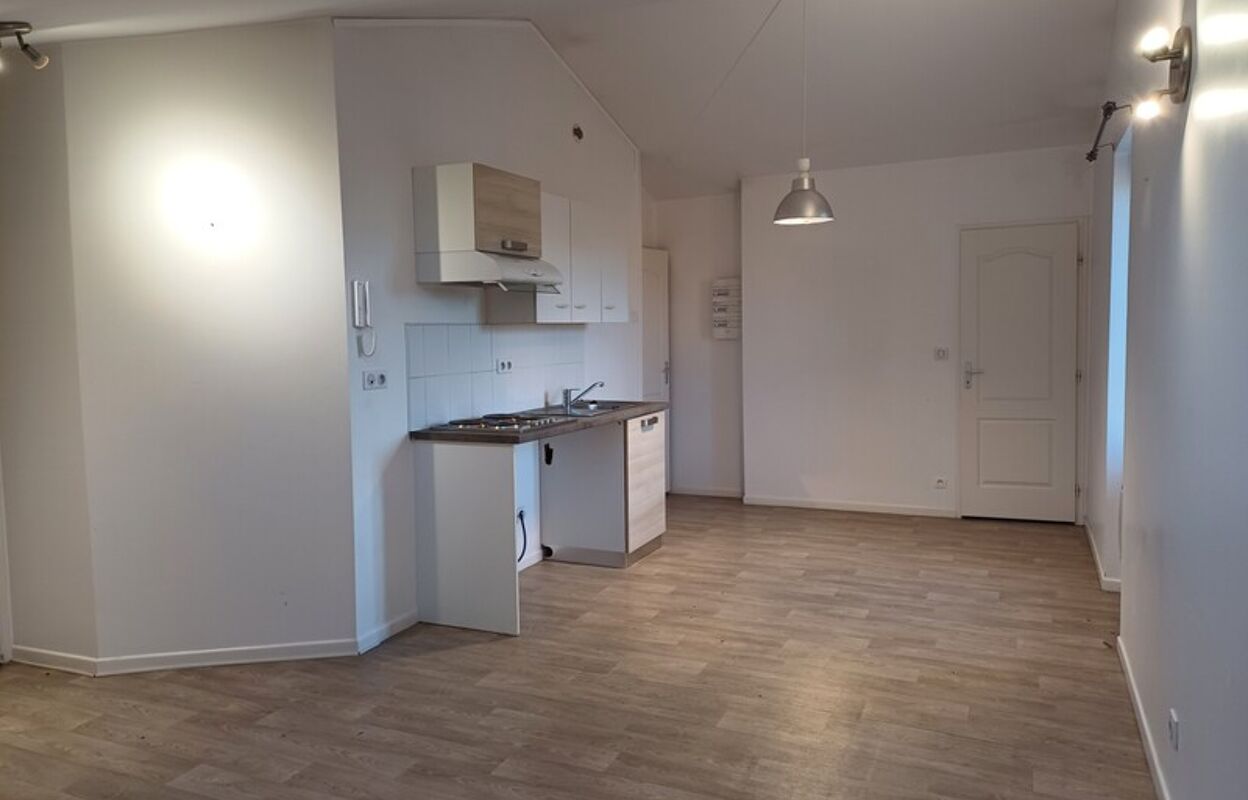 appartement 2 pièces 31 m2 à louer à Billom (63160)