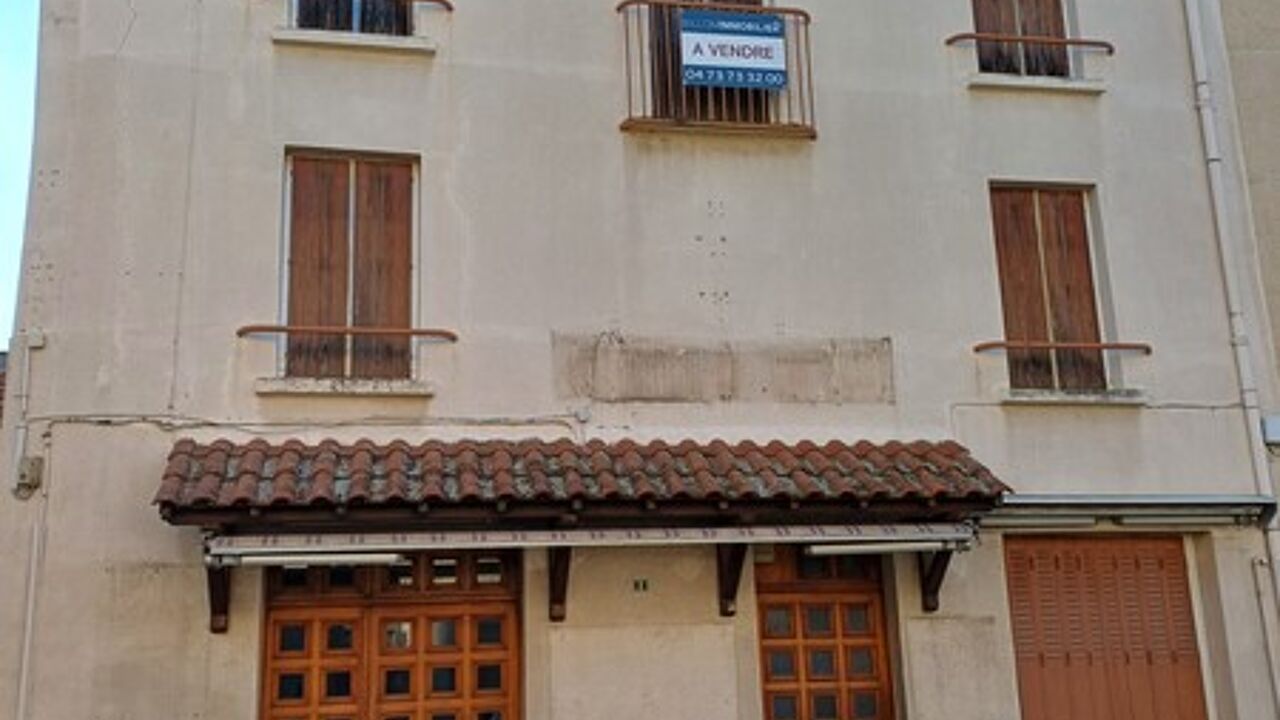 immeuble  pièces 170 m2 à vendre à Vertaizon (63910)