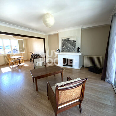 Appartement 5 pièces 212000 €