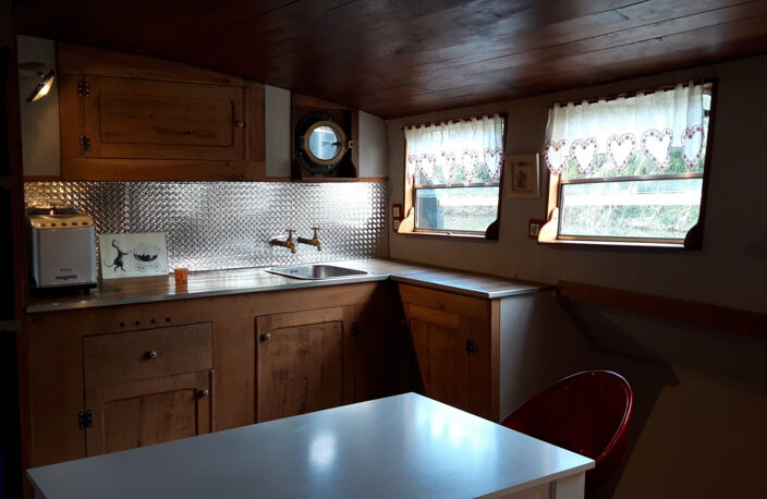 DPT ARLES (13) A VENDRE PENICHE — photo 4