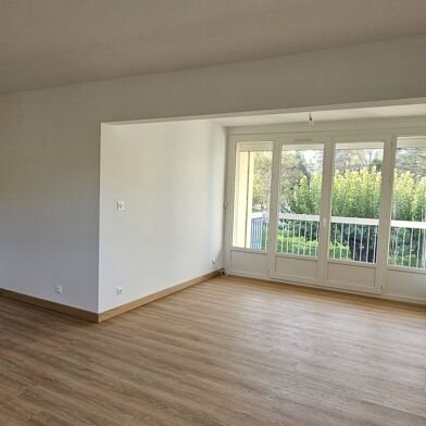 Appartement 4 pièces 77 m²