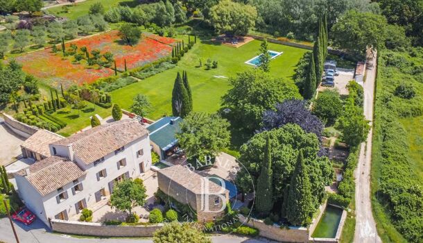 Propriété 15 pièces  à vendre Lourmarin 84160