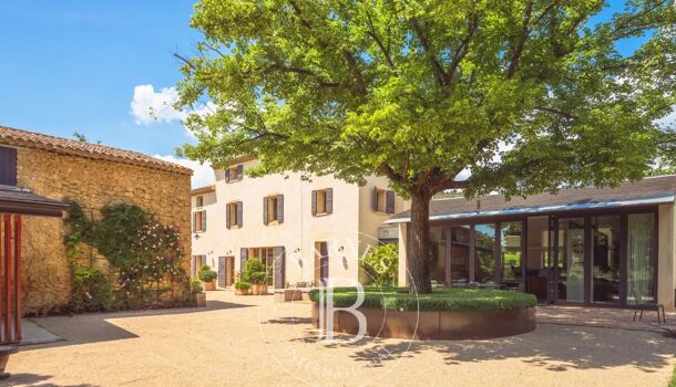 Propri&eacute;t&eacute; 15 pièces  à vendre Lourmarin 84160