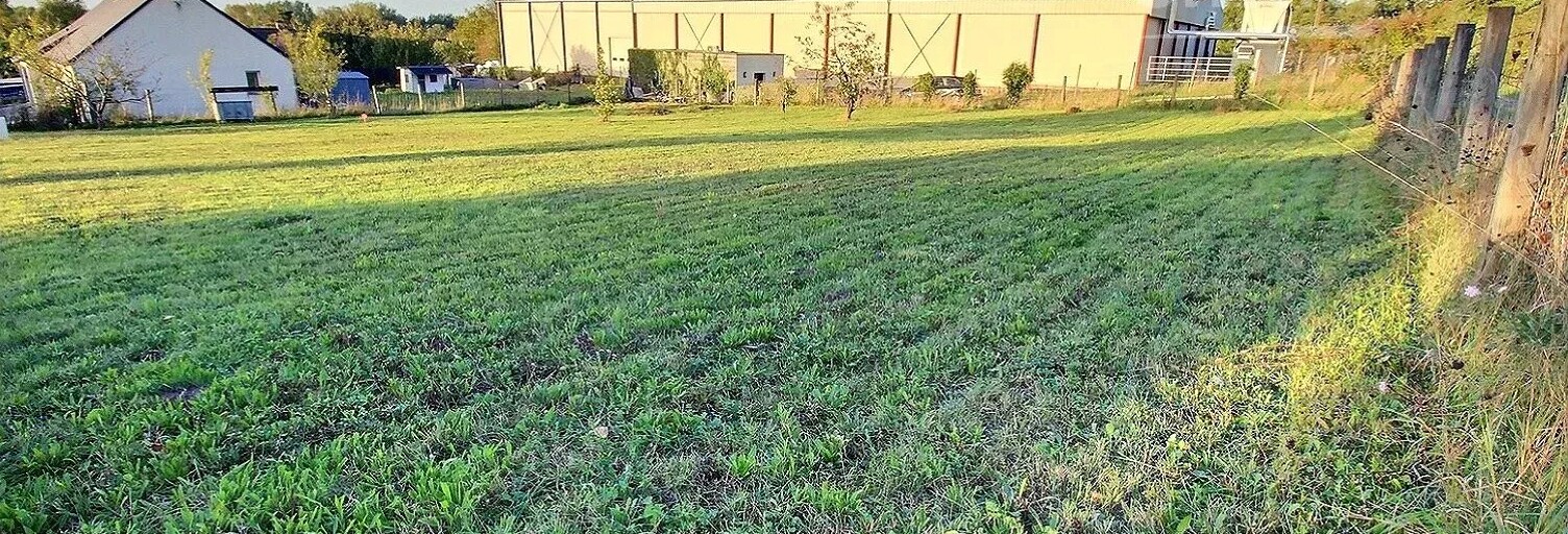 Terrain   m² à vendre à Lignières-de-Touraine (37130)