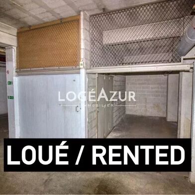 Garage  123 €