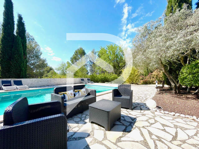 Lauris - Villa env 120m² hab sur 1 hectare avec piscine et ga... — photo du bien