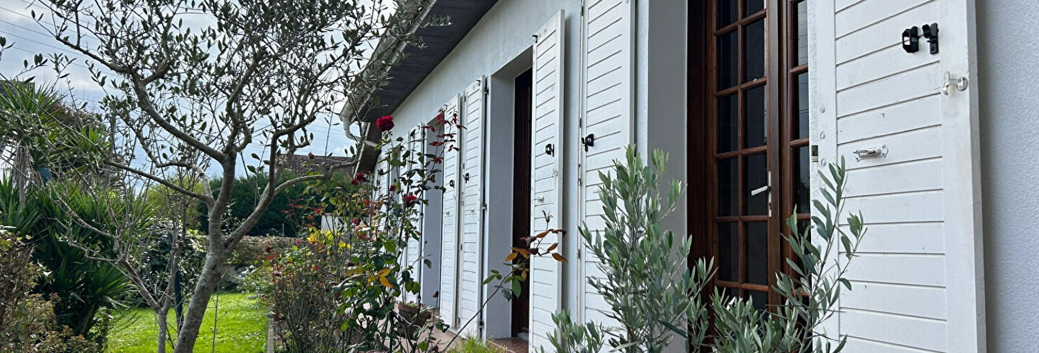 Maison 7 Pièces 150 m² à vendre à Lons (64140)