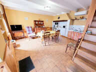 VENDU - Ancienne fermette réaménagée avec grand garage sur terrain de 4398 m² — photo 4