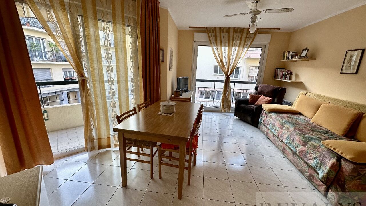 appartement 2 pièces 39 m2 à vendre à Nice (06000)