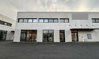 Commerce  514 m² à louer à Limas (69400)