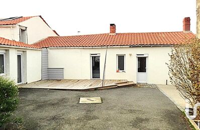 vente maison 197 500 € à proximité de Saint-Étienne-du-Bois (85670)