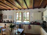 Maison en pierre de 6 pièces principales — photo 2